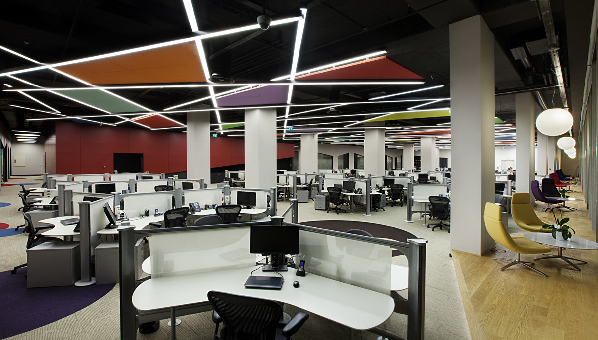 طراحی داخلی فضای اداری ودکوراسیون دفتر کار